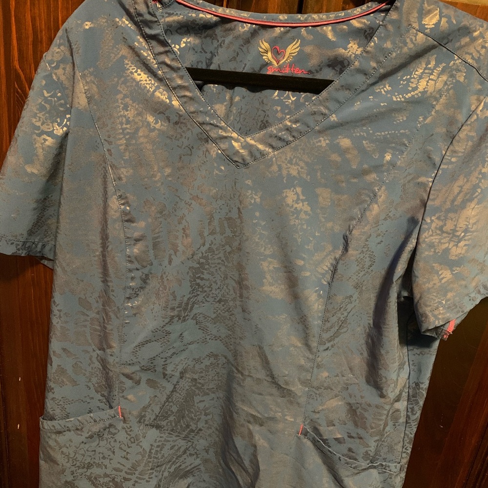 Smitten scrubs